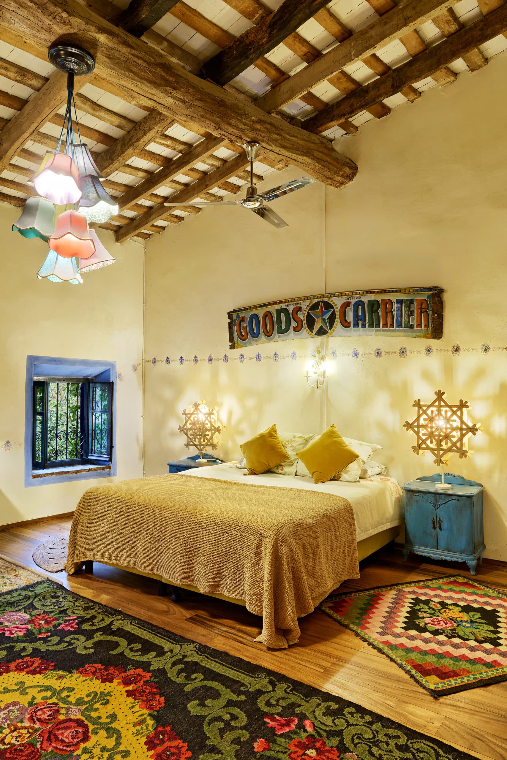 Ruime kamer De Hooizolder in B&B Can Portell bij Girona