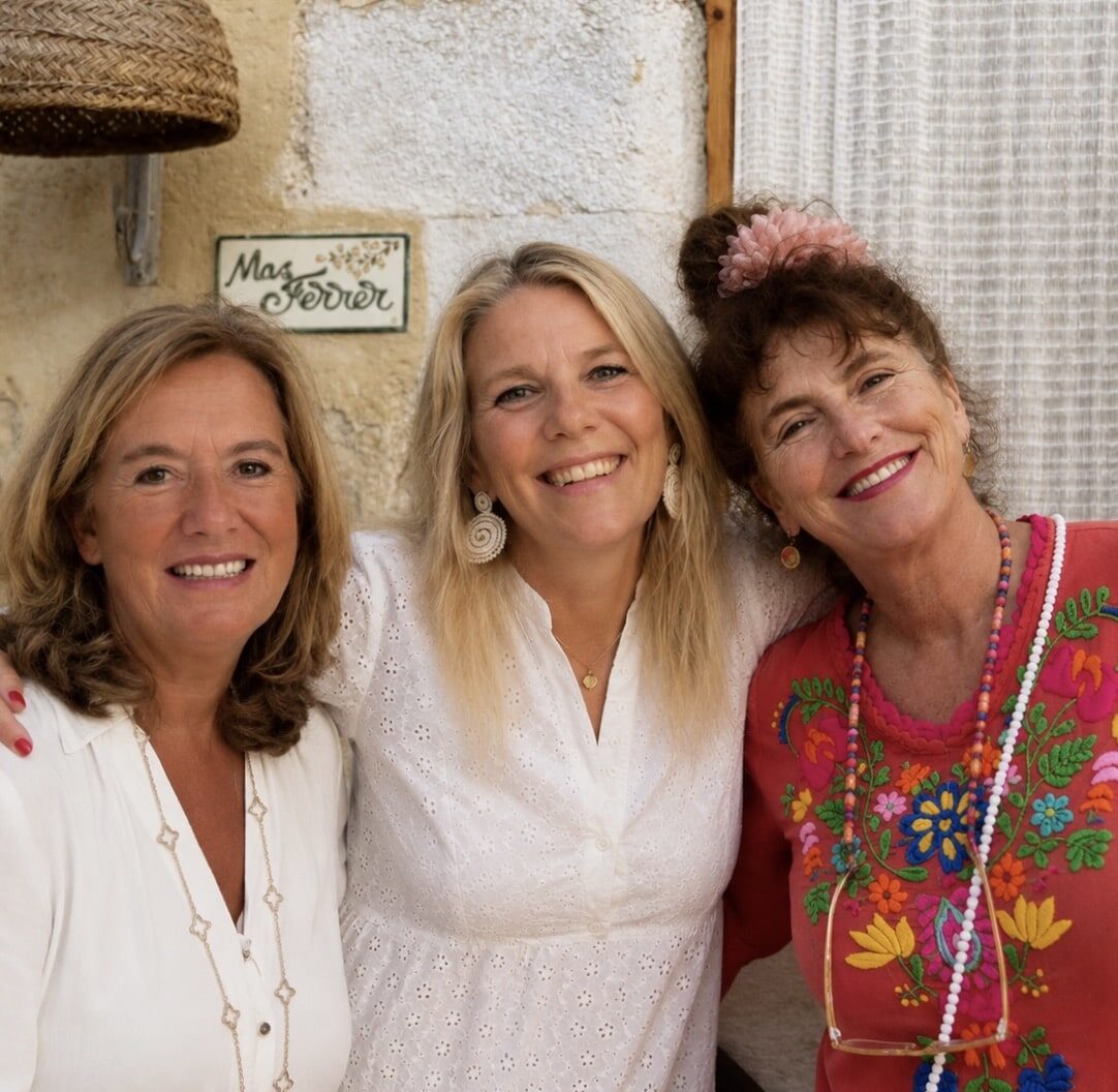 Debbie de Jong, Suzanne Dierick en Matchmaker Janine van Connecte