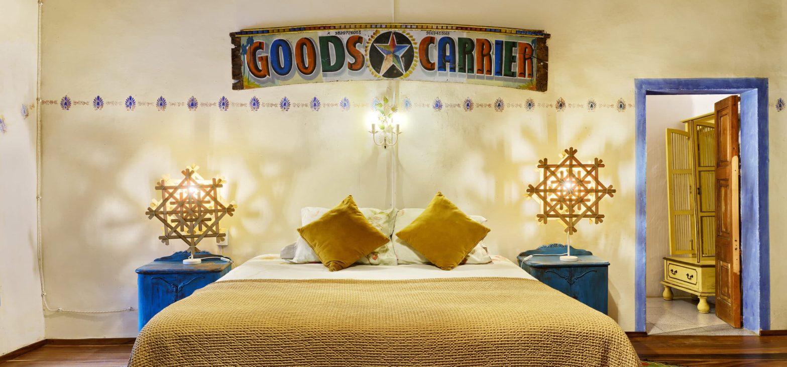 Ruime kamer De Hooizolder in B&B Can Portell bij Girona