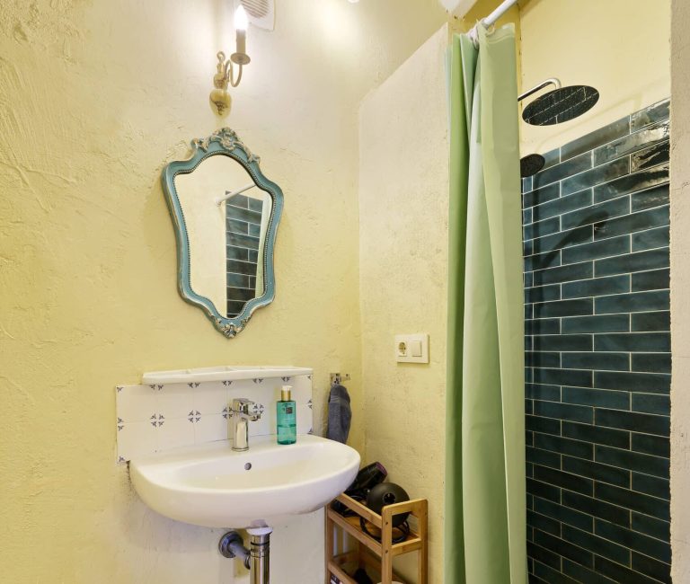 Mas Ferrer Petit badkamer
