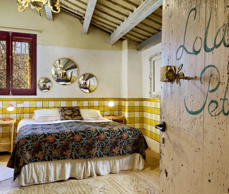 Vrolijke tweepersoonskamer in Bed & Breakfast Catalonië