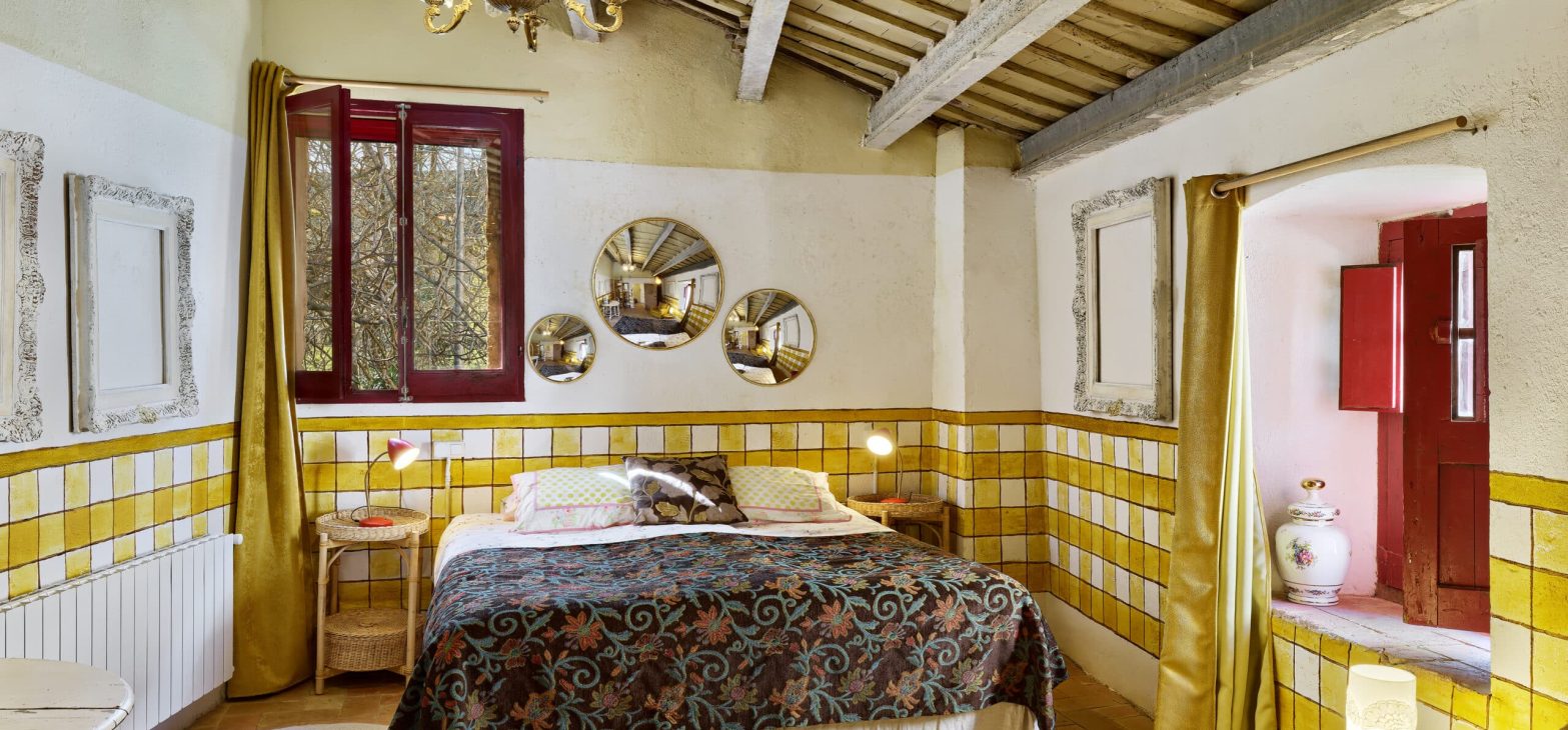 Vrolijke tweepersoonskamer in Bed & Breakfast Catalonië