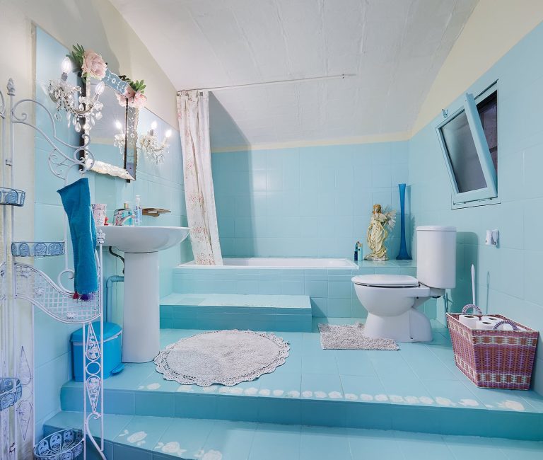 Badkamer Groen Genoegen B&B Can Portell in Spanje