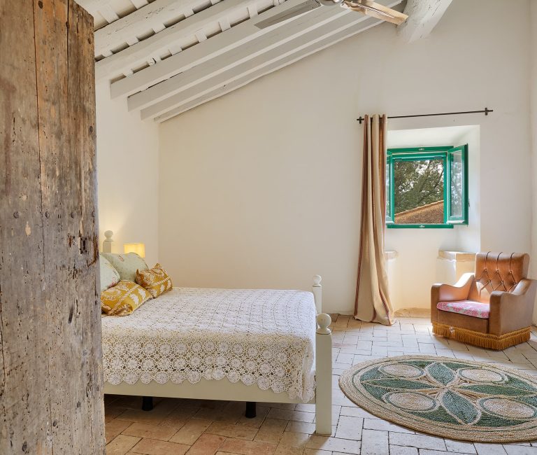 Lichte kamer III in B&B Mas Ferrer in Spanje
