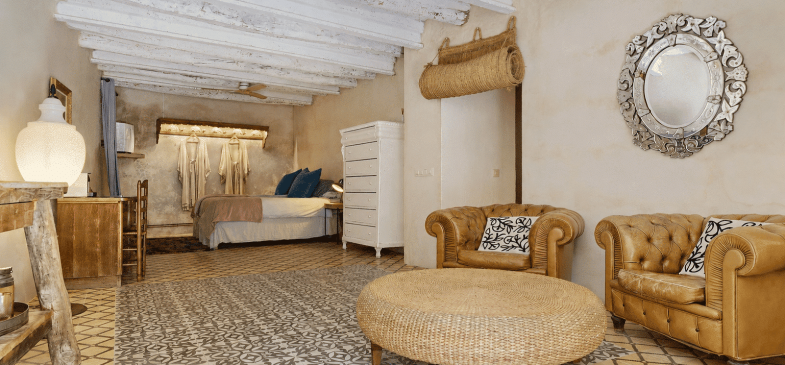 Serene tweepersoonskamer in Bed & Breakfast Girona